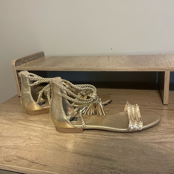 WHBM Gold Gladiator Style Sandals - Picture 3 of 11